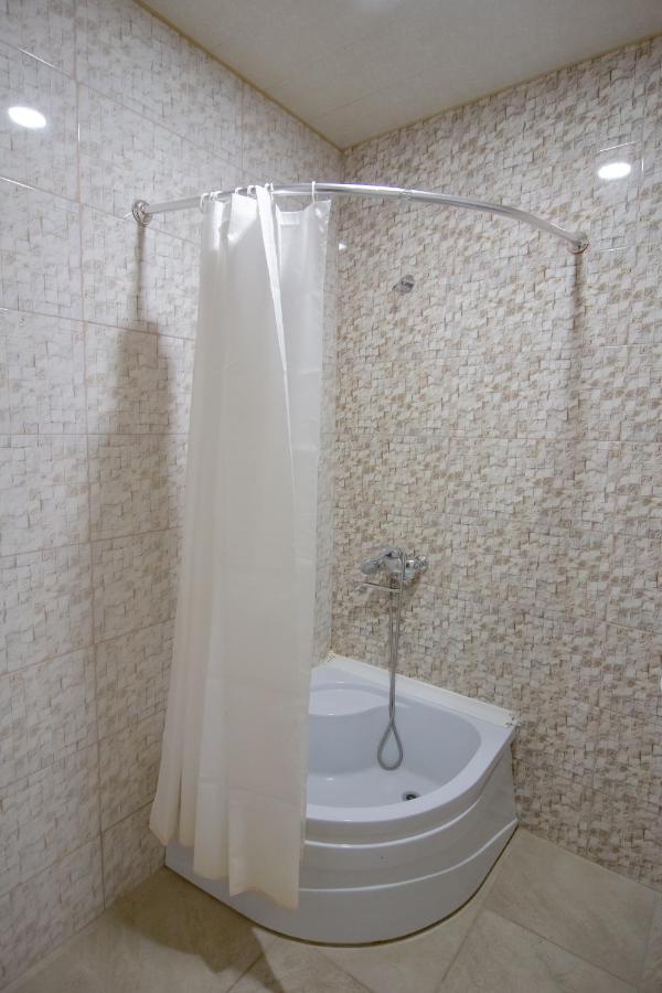 GH Sanapiro Hotel Telavi Luaran gambar
